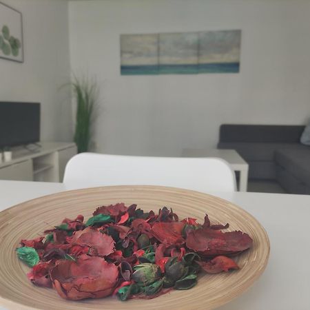 Albir Cosy Apartment Альбир Экстерьер фото