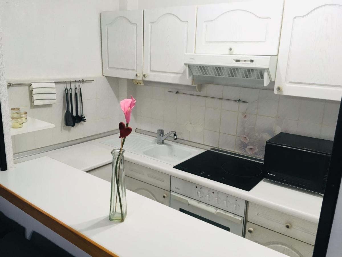 Albir Cosy Apartment Альбир Экстерьер фото