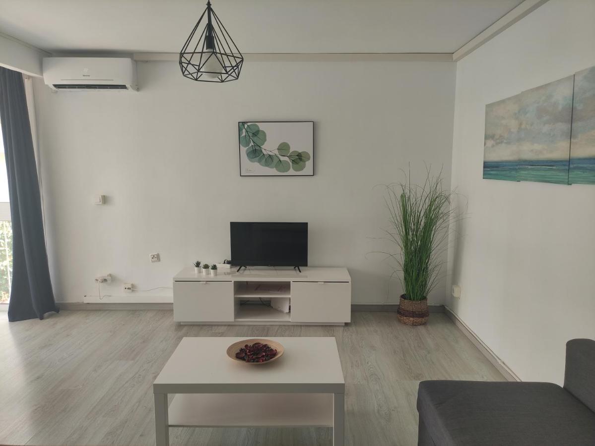 Albir Cosy Apartment Альбир Экстерьер фото