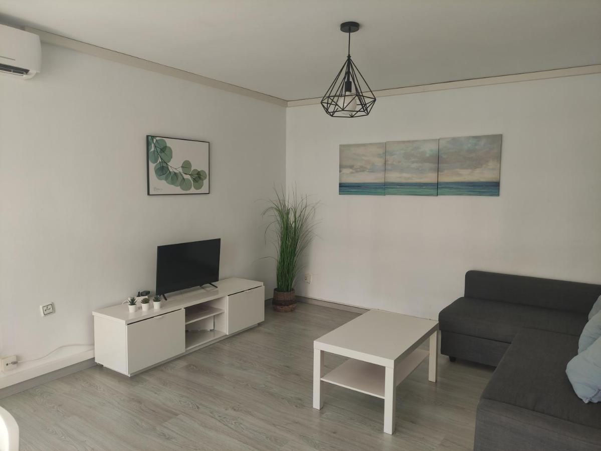 Albir Cosy Apartment Альбир Экстерьер фото
