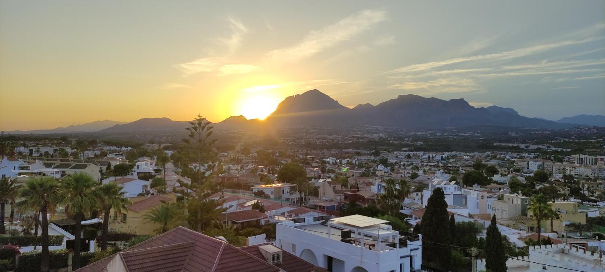 Albir Cosy Apartment Альбир Экстерьер фото